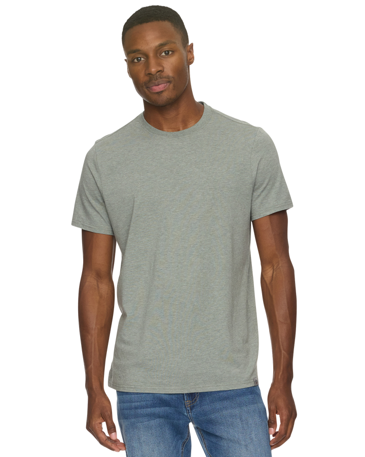 ESSENTIAL STRETCH COMFORT CREWNECK TEE