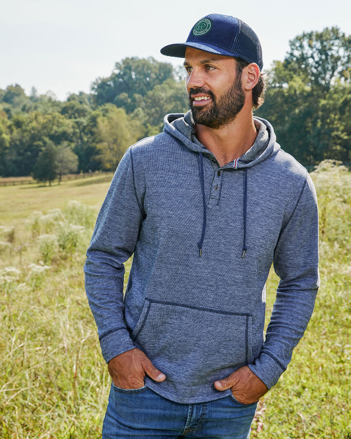 HERO TEXTURED STRETCH HOODED HENLEY