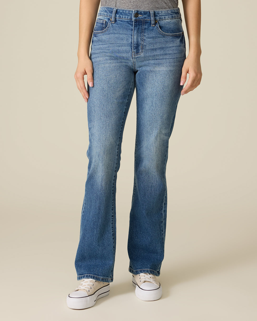 BELLA MID-RISE BOOTCUT JEAN