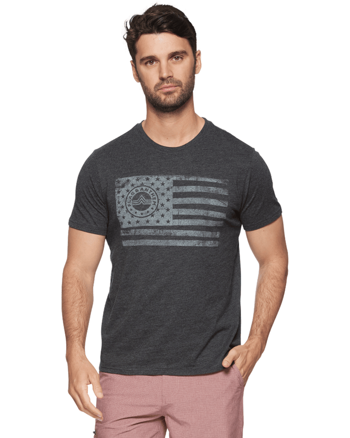 CORE FLAG TEE